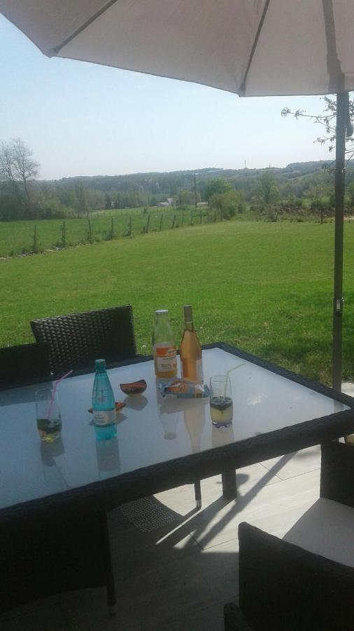 L'Escapade Lochoise Bed & Breakfast Genille Exterior photo