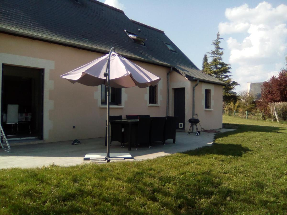 L'Escapade Lochoise Bed & Breakfast Genille Exterior photo